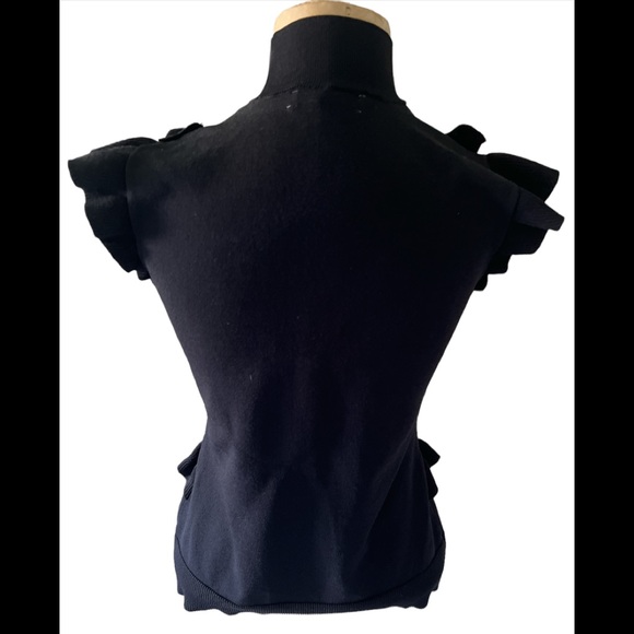 Marled Sleeveless Turtleneck with ruffles Black Small - Picture 3 of 11